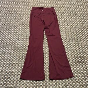 Lululemon 6 flair